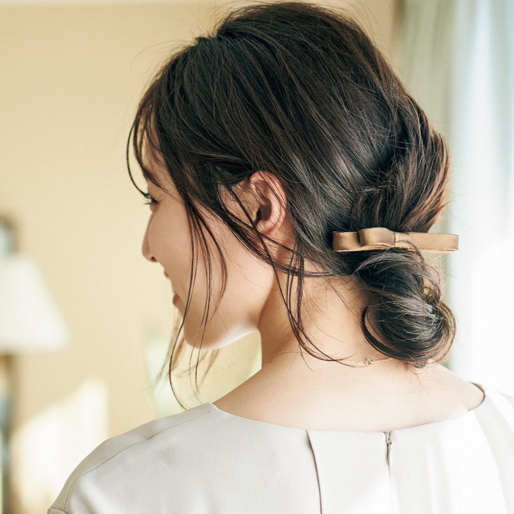 ママのヘアアレンジ 卒業式にぴったり♪くるりんぱと三つ編みで簡単に4yuuu