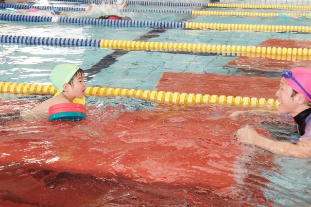 プール活動: 岡山協立保育園 今日の子どもたち