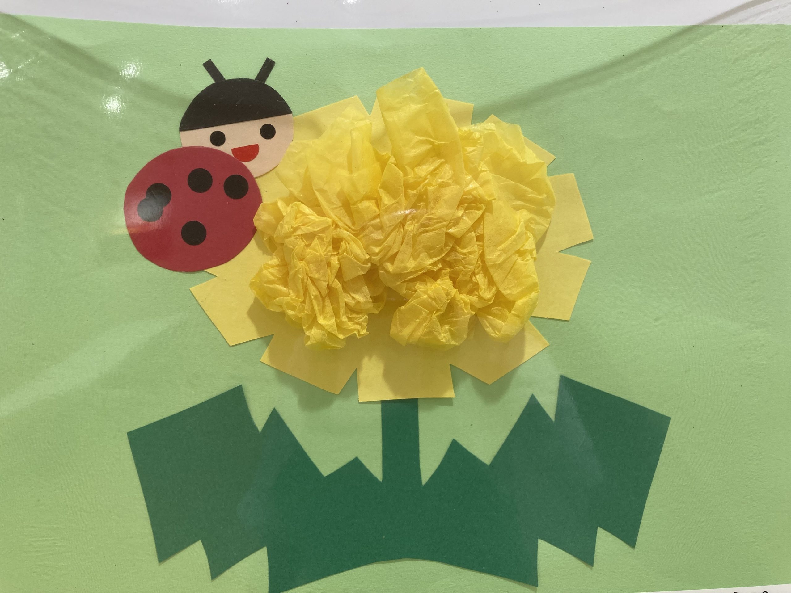 紙皿工作でお花の作り方！母の日に手作りカーネーションをプレゼント♪