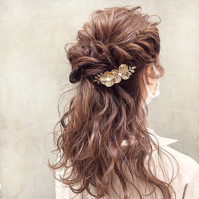 １分で完了 ヘアゴム１本でできる！簡単ハーフアップアレンジのやり方