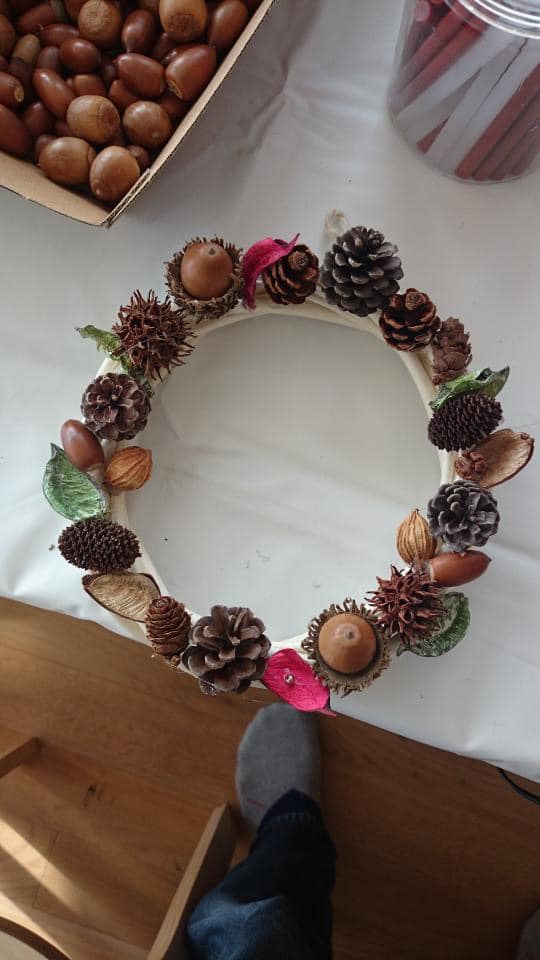 ドングリどんぐり自然物リース材料パーツ製作保育幼稚園福祉クリスマスXmas イベント装飾