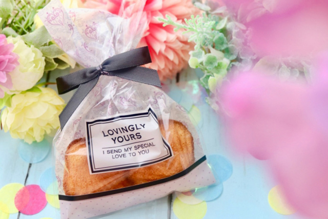 子どもと作る♪ 超簡単！100均材料で素敵💖なプレゼント 入園＆入学のお祝いやお友達の誕生日に📛 プレゼント 手作り 100均 簡単