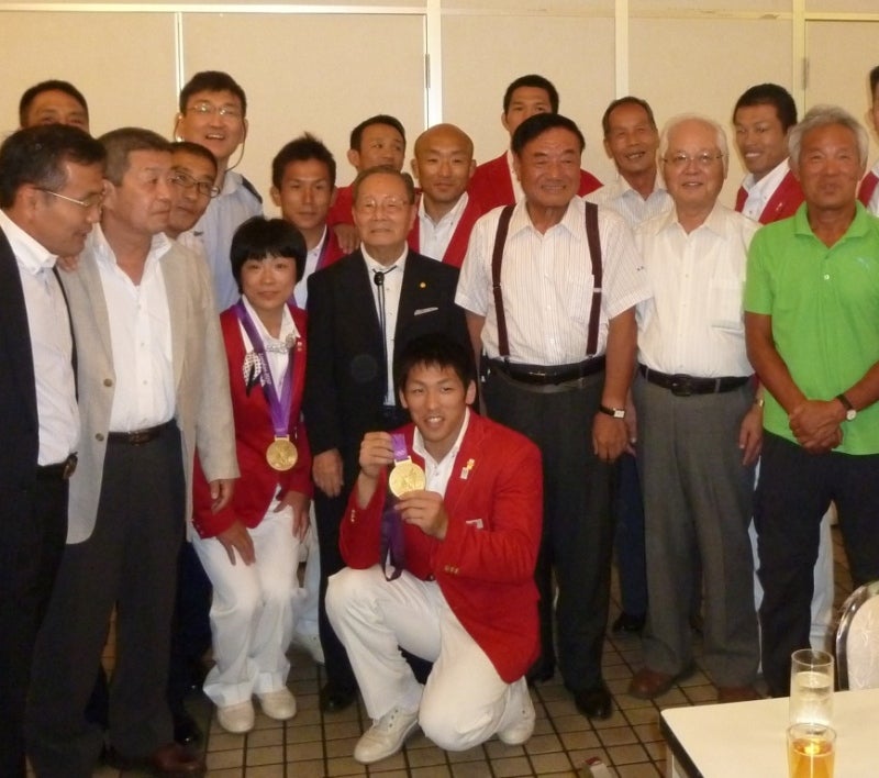 ２０１２年ロンドン五輪レスリング男子フ ：栄光の金メダリスト 写真特集：時事ドットコム