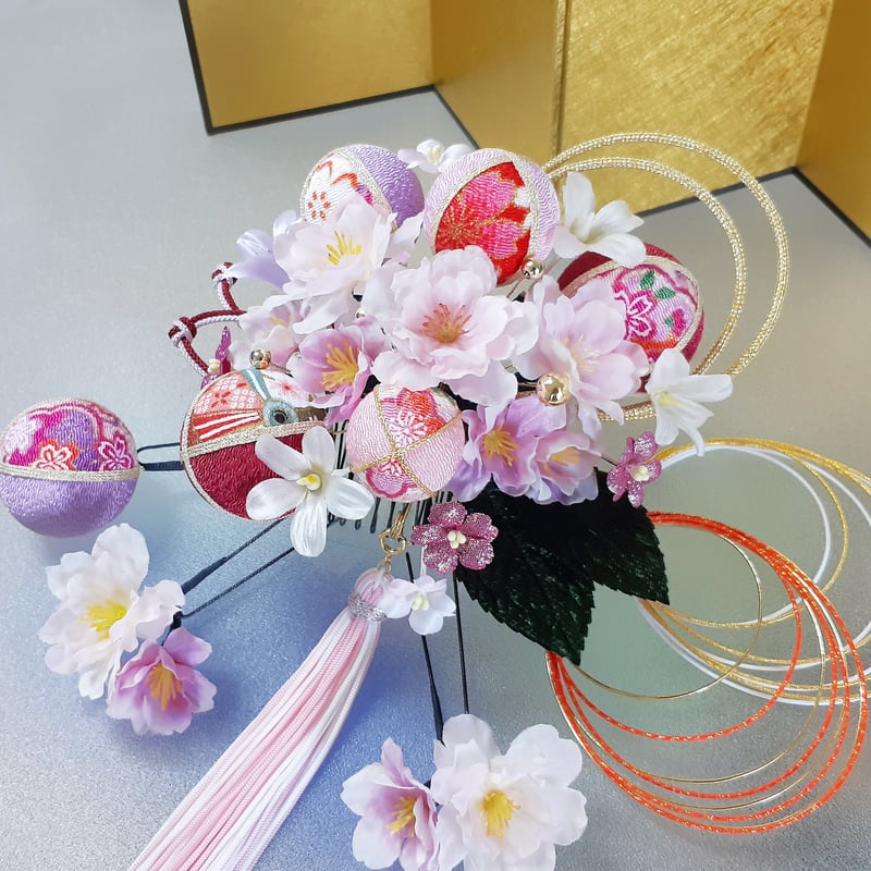 桜 花 折り紙 ハンドメイド 壁面飾り 春 卒業 卒園 入学 入園の通販 by yyy's shopラクマ