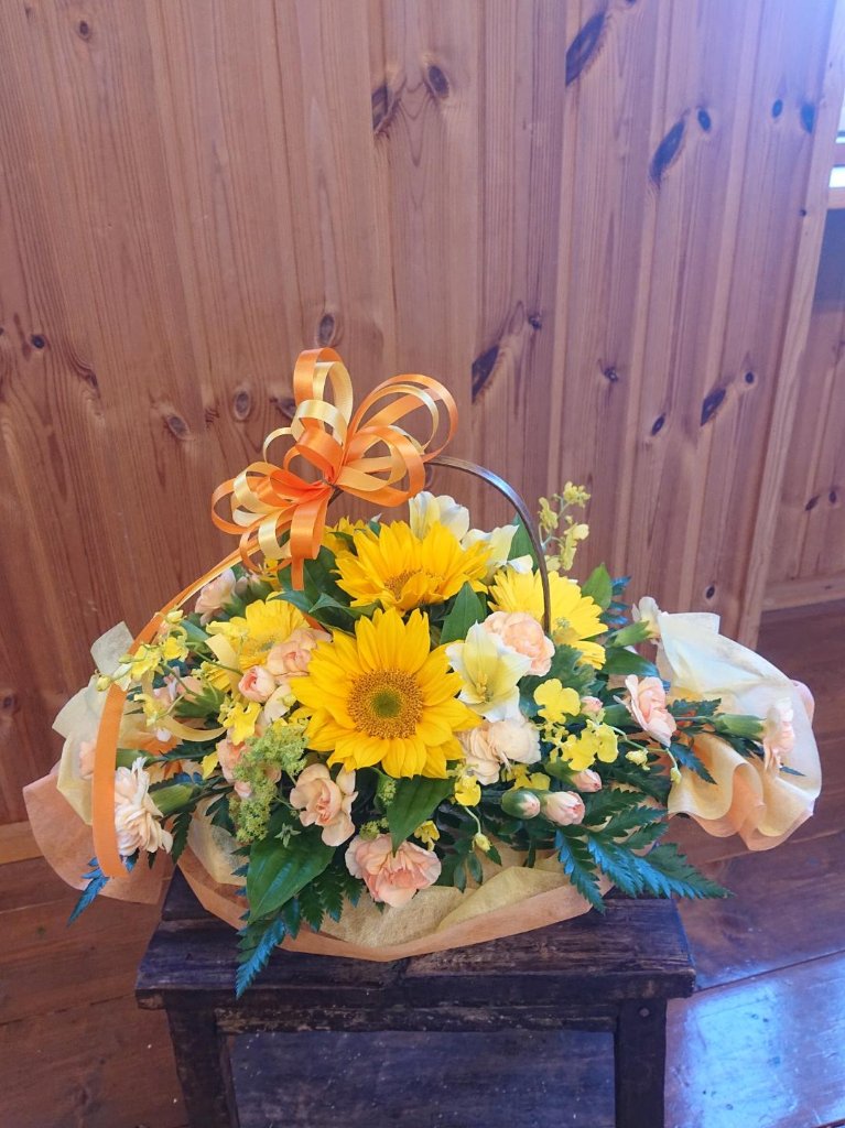 保育園・幼稚園の卒園祝い・卒園式に喜ばれる「卒園祝い花」２選祝花の花助 贈答用の花の選び方やマナーをご紹介