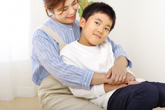 男の子にとって母親とは「座標原点」 揺るがぬことが大事 - 黒川伊保子教養動画メディア『テンミニッツ・アカデミー』