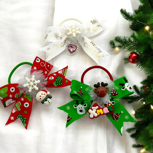 クリスマスのための簡単お団子ヘアアレンジ