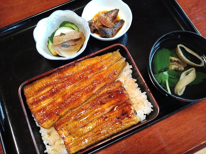 千葉県香取市小見川町『うなせん』のうな重 - ぼうずコンニャクのお魚三昧日記