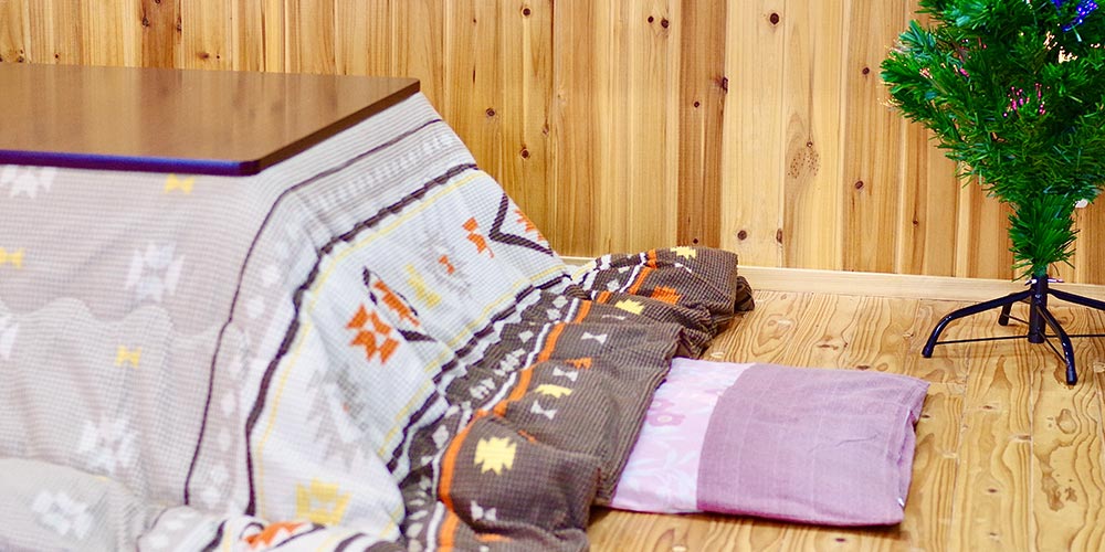 デスク 幅70cm こたつテーブル 3点セット 椅子 布団付き 1人用 コンパクト オールシーズン テーブル リビング ワンルーム 一人暮ら –Branchée Beauté