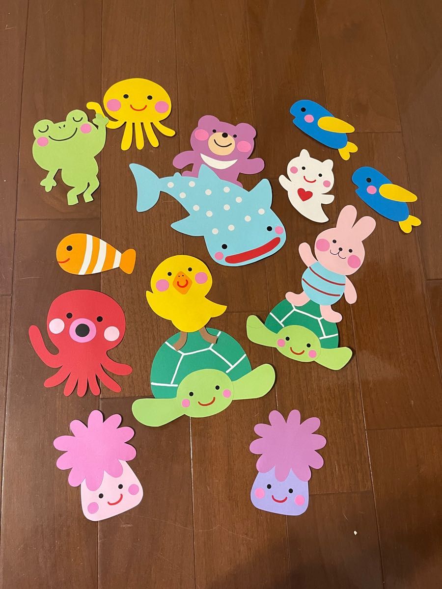 壁面飾り夏 ひまわり畑で夏を楽しもう♪ スイカ＆帽子 幼稚園 保育園 施設 病院 掲示板 壁面飾り工房本店 壁面 装飾・パネルシアター・ペープサート・型紙・知育・保育・介護商品の販売☆壁面飾り工房横150cm 「ひまわりさいたね！」 ７月 ８月 夏幼稚園 保育園