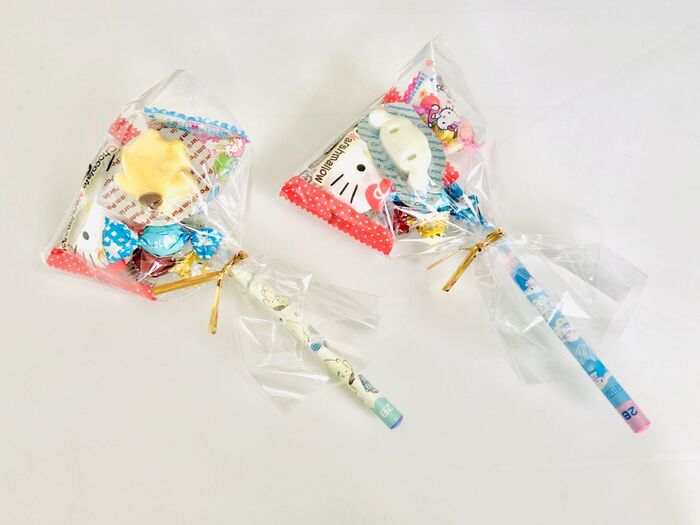 手作りﾊﾞﾚﾝﾀｲﾝ簡単大量生産・ﾃﾞｺﾚｰｼｮﾝｶｯﾌﾟﾁｮｺ 小学生友ﾁｮｺﾚｼﾋﾟ！おしゃれに作る方法 - 100均✖Sweetsレシピ‼