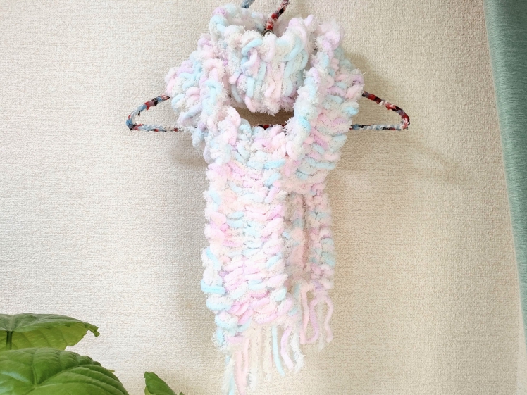 かんたんかぎ針編み雪の結晶模様マフラ