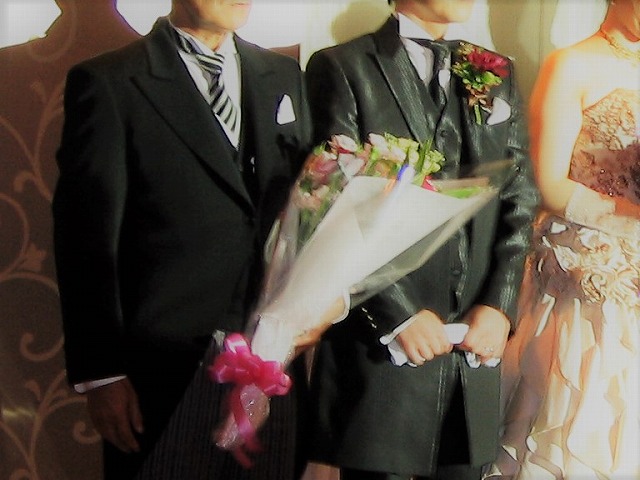 友人・主賓・上司・新郎父の結婚式スピーチ書き方ポイントと立場別のスピーチ例文