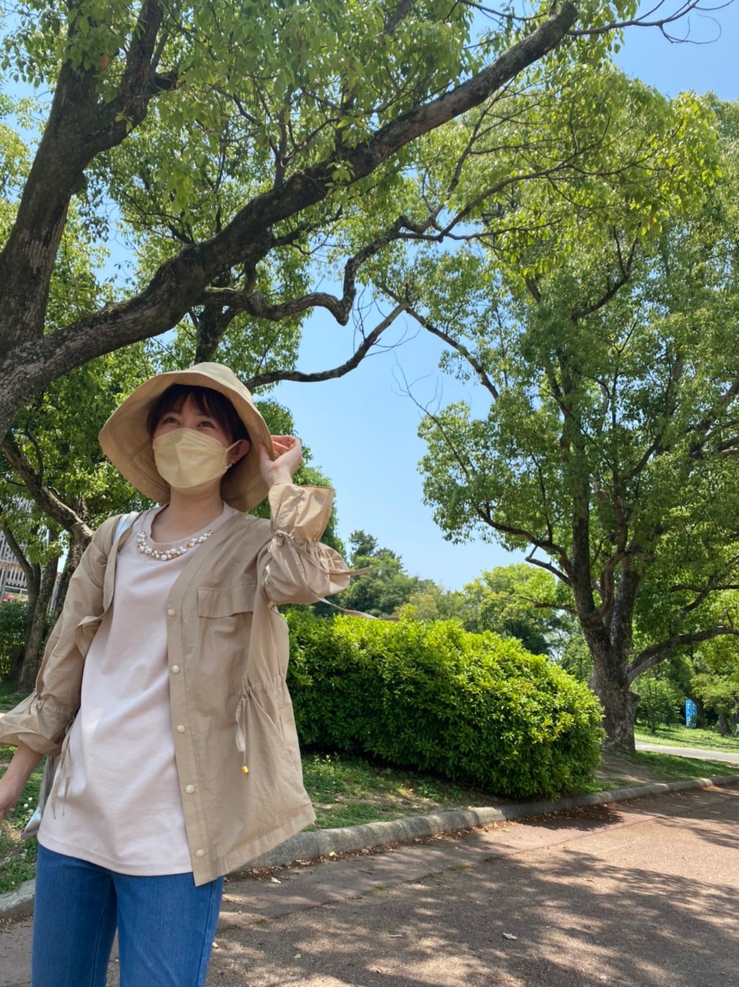 アラフォー親子遠足コーデのポイント。40代からの大人カジュアルを品良く着こなすファッションブログ