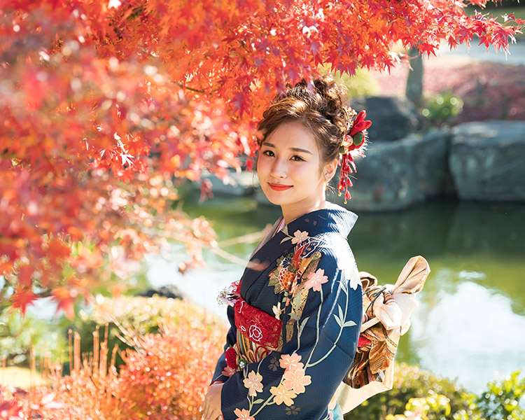 香川県 高松市 振袖 美しいきもの糸しょう成人式前撮り.本決算FURISODE Exhibition 予約来店頂きますと、嬉しい特典がいっぱい😍 . 振袖も帯も髪飾りも全部揃う✨ 自分らしいコーディネートが叶う👘💕 ママ振り・姉振りも大歓迎！Instagram