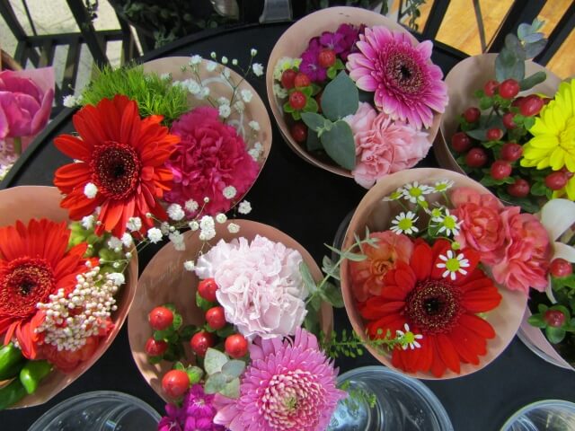 一人暮らしで実践したい、花と植物のある暮らし初心者スタートガイド飾る