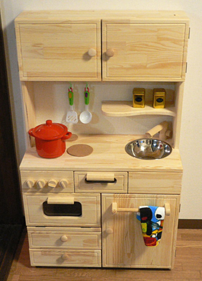 DIY 工作 手作りのままごとキッチンアイデア
