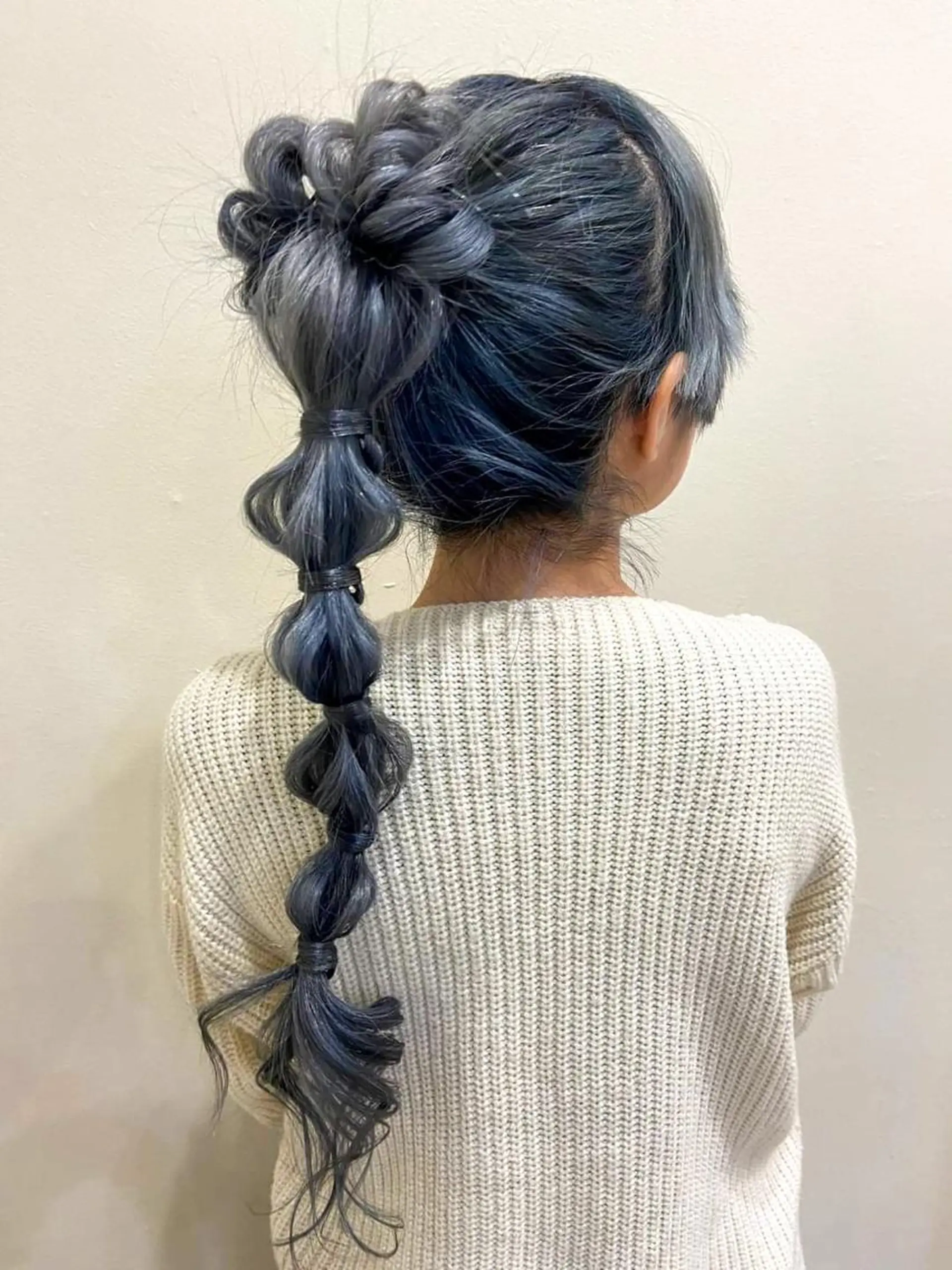 玉ねぎヘアってどうやるの？アレンジ方法をイラストで解説！スタイル実例も！ホットペッパービューティーマガジン