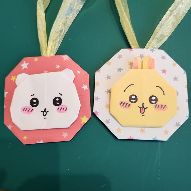 子どもが喜ぶ♪プリンセスのドレス👸, プリンセス好きな女の子のママは集合〜💖, とっても可愛いドレスが作れるよ✨,100均の折り紙でもとっても可愛いのが作れるよ✨, 1枚だから手軽😍, 縦横の関係ある柄の場合は、折り紙の向きを気を付けてね🙏,大好きなプリンセスの色で作ってみてね💫,ディズニー 折り紙 簡単 手作りおもちゃ