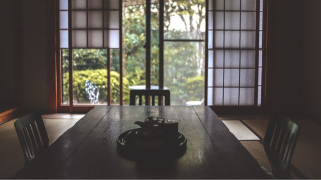 COMPLEX UNIVERSAL FURNITURE SUPPLY