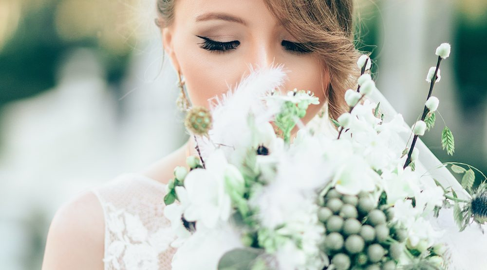 結婚式中止でトラブル頻発 コロナ影響、訴訟に発展も - 日本経済新聞