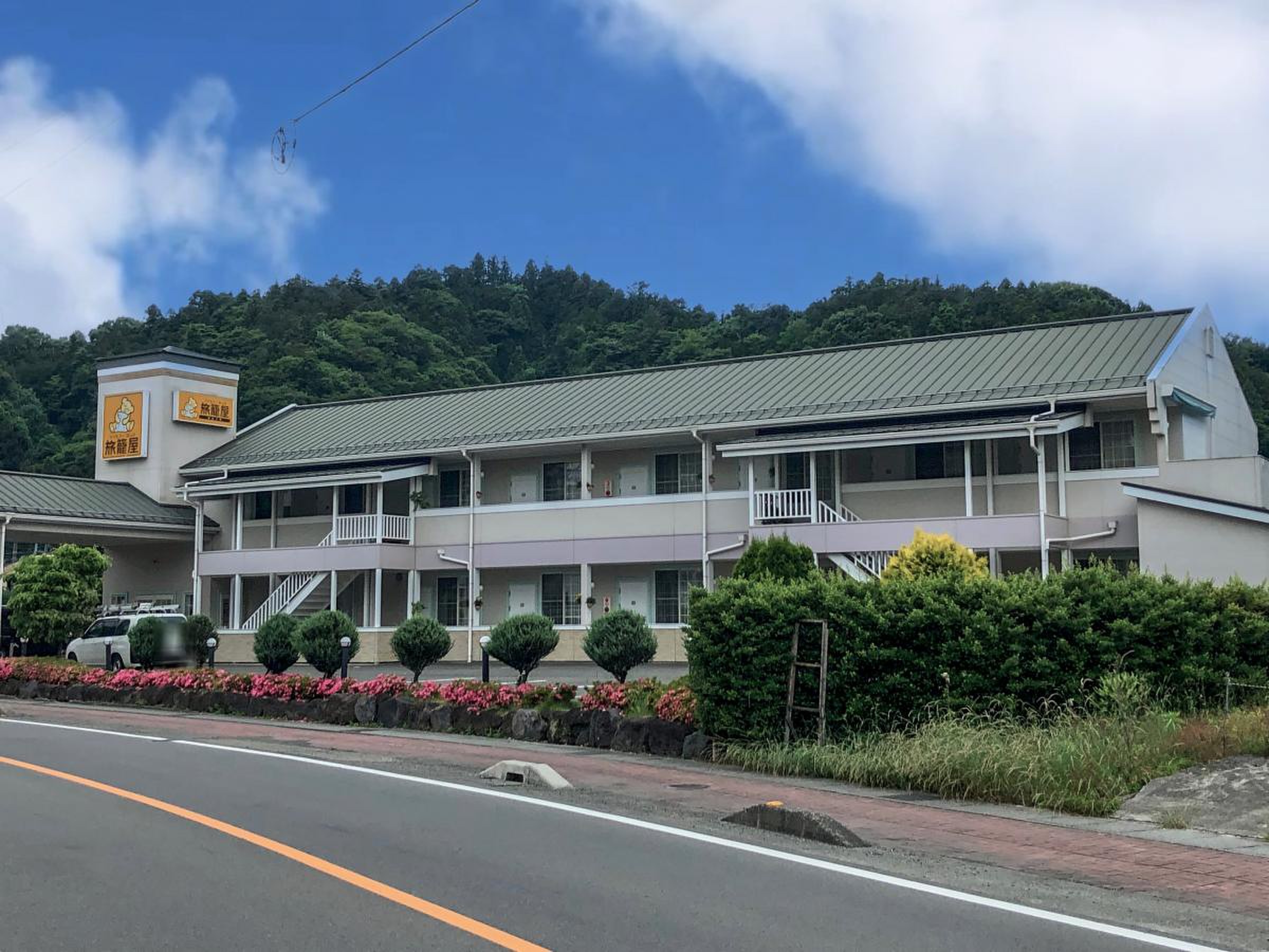 部屋を出るとドーンと富士山が - 富士吉田市、ファミリーロッジ旅籠屋・富士吉田店の写真 -