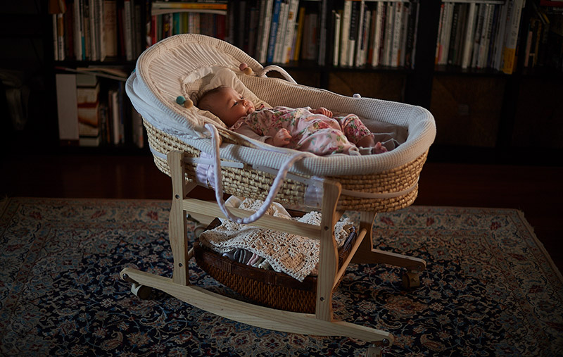 YouTube 更新しました。 焼きそばはロマンも子供達も作れるメニューなので、我が家ではよく登場します。 焼きそばをつくっている子供の写真を探していると、窓に油がいっぱい飛んでいる写真が出てきました。片付けはいつも大変だけど、一生懸命作ってくれた料理は嬉しくて