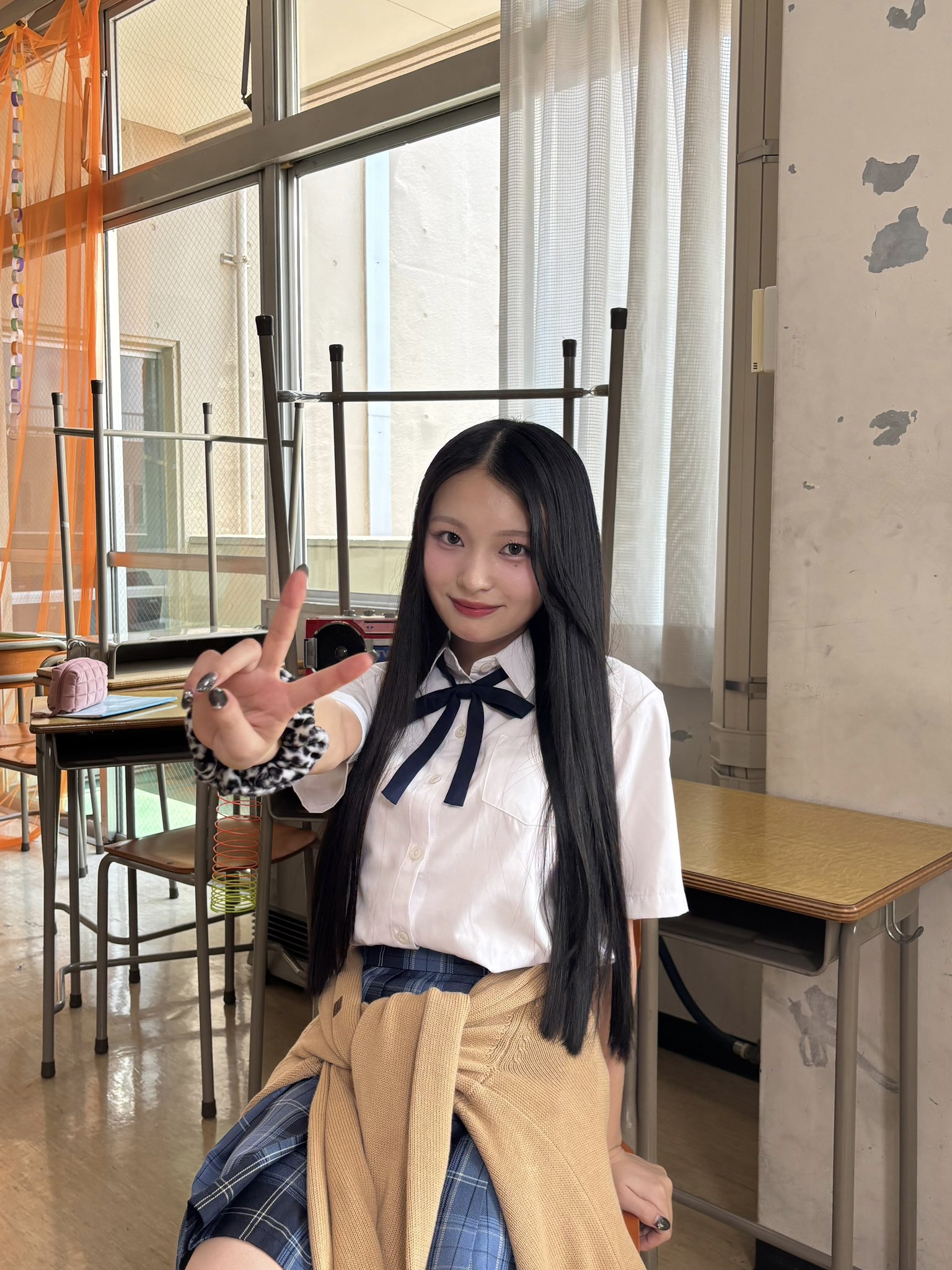 元乃木坂46の完璧美人 山下美月がベッドの上で可愛いキス顔ショット！『乃木坂46 山下美月1st写真集「忘れられない人」』Amazonで12%OFF<!---->ニフティニュース