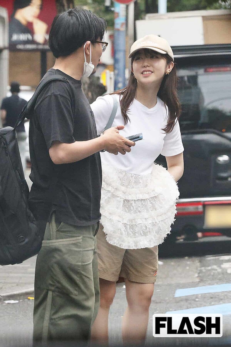 北川景子 神々しい美しさ。彼女の“今”。「柔軟でなければ、強くなれない」 COVER BEAUTY 美容メディアVOCE ヴォーチェ