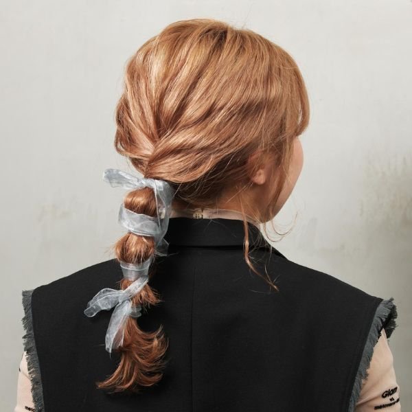 玉ねぎ風×リボンのアレンジはお呼ばれにもぴったり！ ヘアアレンジ基本のき・サロンスタッフ版美的.com