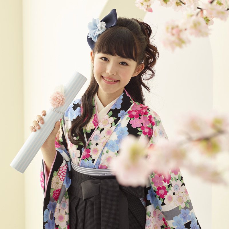 袴 髪型 ハーフアップ 子供TikTok