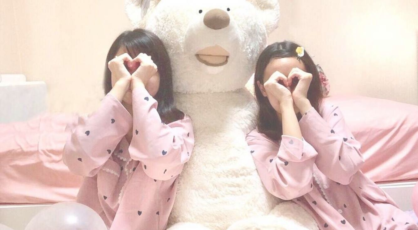 7選‼︎ お泊まり会の持ち物😴🛌💖 持っていけば盛り上がること間違いなし😼 お泊まり会に持って行きたい おすすめアイテムを紹介するよ👜💕予算付きで便利だから 是非保存して参考にしてね👀💨🎶 🟠photo by⚪️ @ay__i8o6 @hl7lx0 @sakura_nbonbo@k_nao_0119 @5kittty