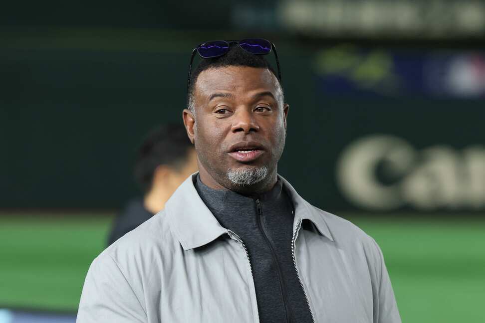 ケン・グリフィー・ジュニア特注ペイント 11x14 野球アートプリント - アーティスト直筆サイン入り 10 枚のみ - アスリートの肖像シリーズ -Etsy 日本