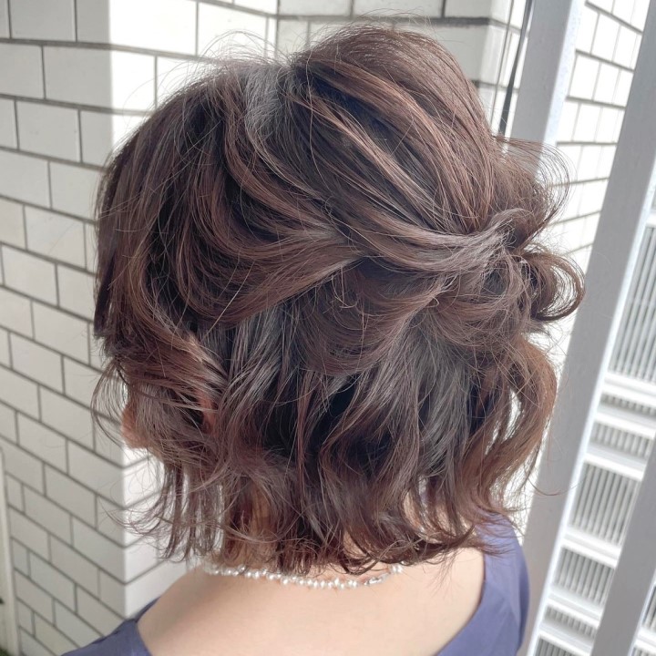 2025入学式 着物に合う母親のショート・ボブの髪型！短くてもおしゃれが叶う簡単ヘアアレンジを紹介