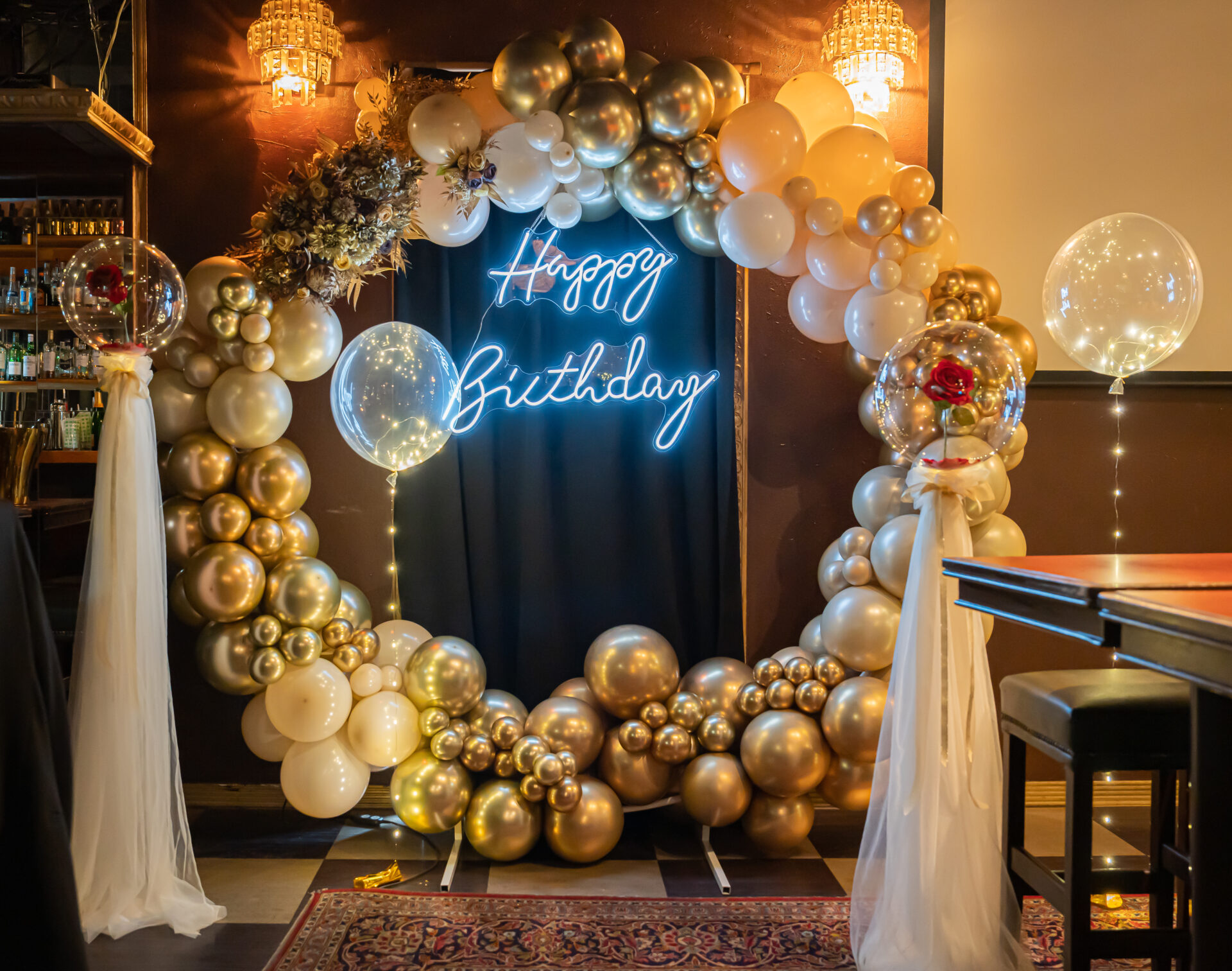 誕生日メッセージ文例を多数ご紹介！誕生日プレゼントに添えたい大切な方へ感謝とお祝いの気持ちを伝えるバースデーメッセージお誕生日 新聞オンラインショップ