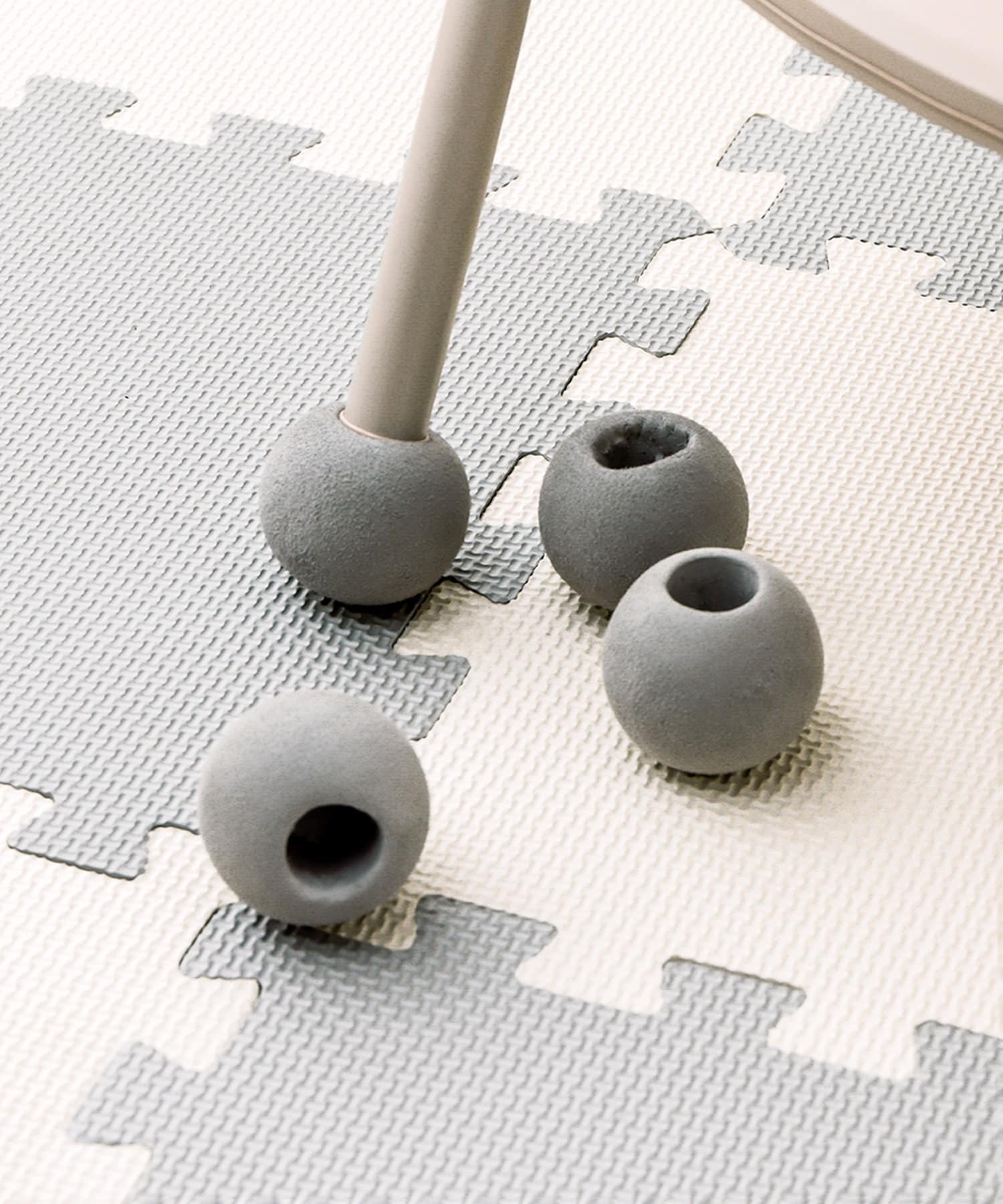 💜 . まさか一緒に写真に写れる日が来るなんて 😭😭 出演してくださった G I-DLEの皆さま、関係者の皆さま、ラヴィットさんには感謝しかありません ！ 誇張ではなく、一生の思い出になりました。 月曜日からずっと喜びを噛み締めております 。 本当にありがとうご