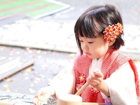 3歳七五三の可愛い髪型を性別・衣装別でチェック！ヘアスタイルの決め方も解説フォトスタジオ ハピスタ 家族写真・子供写真・七五三