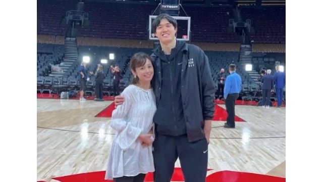 バスケ渡邊雄太、元フジアナの妻・久慈暁子と熱海へ 「夫婦水入らずで楽しんで」「景色キレイで最高」の声まいどなニュース