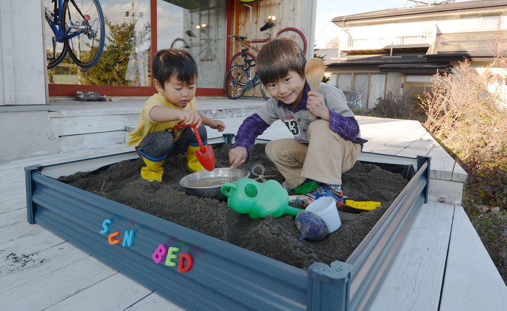 DIYで砂場の作成