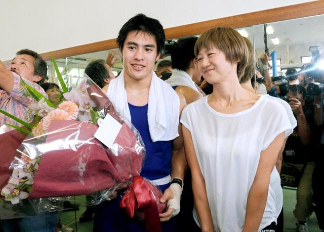 赤井英和、イケメンなボクサーの長男を紹介 画像1 8最新の映画ニュースならMOVIE WALKER PRESS