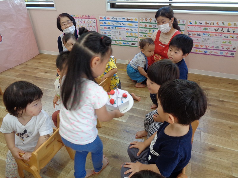 ☆お誕生日会☆保育園のリトルワールド