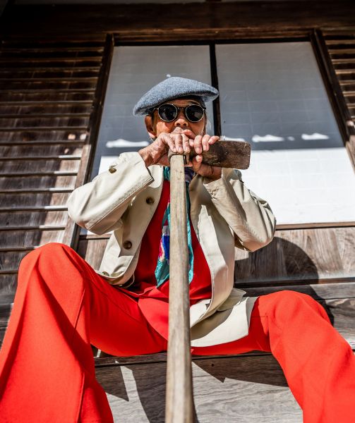 何枚見ても、88歳には見えない！ 着たい服の色に不満を抱えていたおじいちゃんを変身させたら