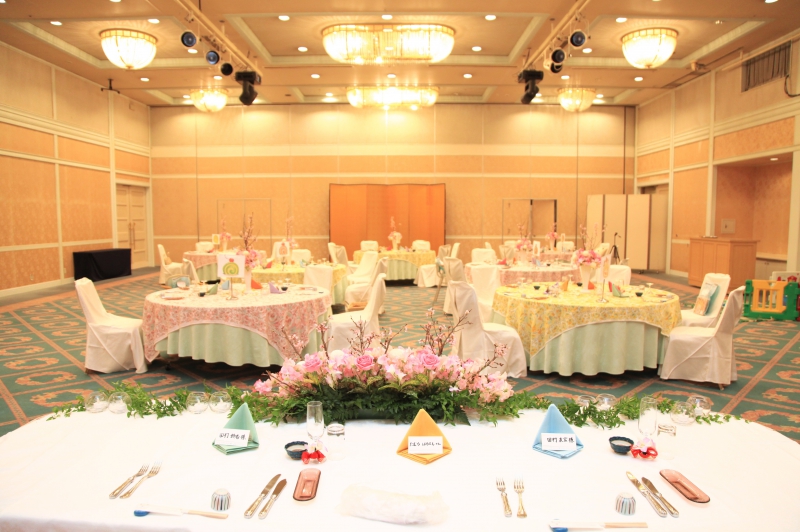 子ども連れゲストに喜ばれる結婚式とは？おすすめ演出もあわせて紹介Lcmアトリエ