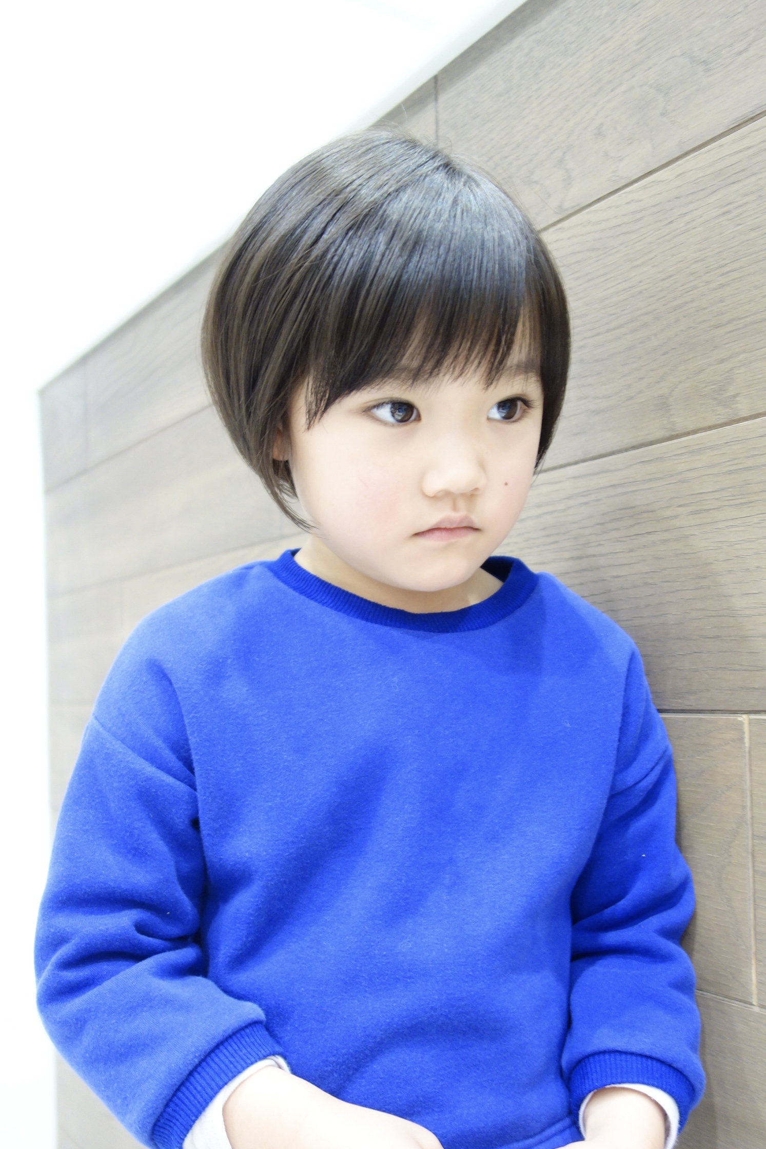 ミニボブボブカールワイドバングワイドバングボブオン眉オン眉ボブチョッキンズ女の子女の子髪型くせ毛くせ毛を活かすくせ毛ボブ子ども美容室キッズカットキッズカット女の子