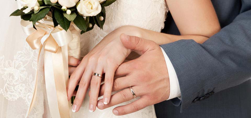 婚約指輪を普段使いするならシンプルなものが良い？ 普段使いしやすい婚約指輪とは？結婚・婚約に関するアンケート結婚指輪・婚約指輪のトレセンテ