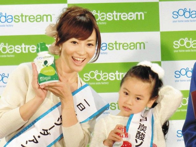 新山千春、新高校生の長女が「ママを主語にして人生楽しんで」エール 入学式親子コーデも披露：中日スポーツ・東京中日スポーツ