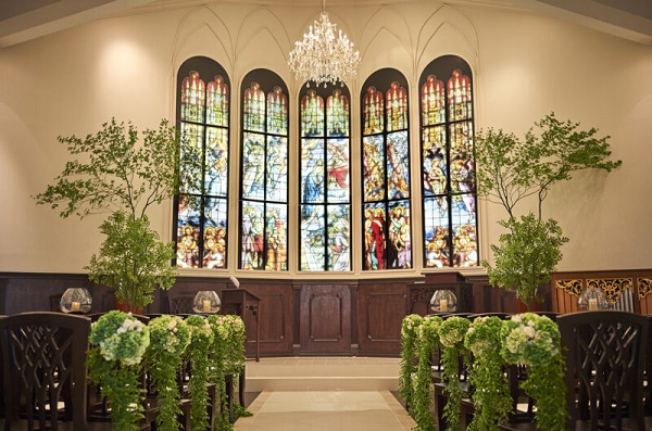 美しいステンドグラスの教会でリゾートウエディングハワイ結婚式の口コミ・体験談JTBウエディング