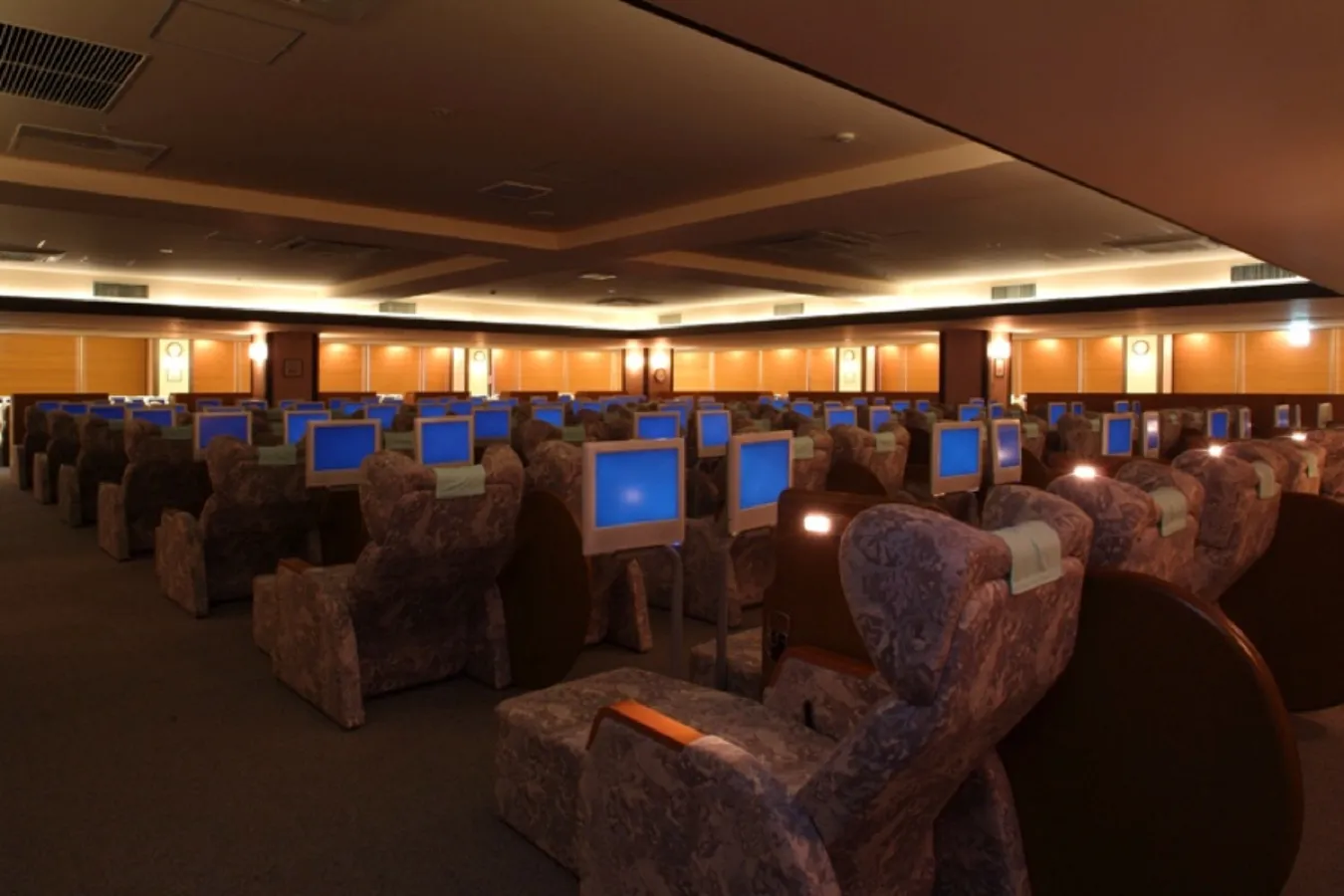 豊洲万葉倶楽部で楽しむ温泉デート