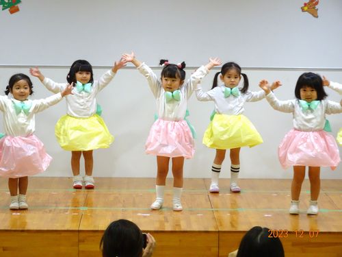 保育園の発表会に娘を見に行ったらママがひっくり返った光景が200万再生「油断してたらガチで吹いたwww」 1 3教育・子育て ねとらぼ