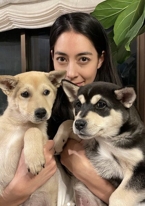 4歳の娘は「たくさんの人にみてもらって」森泉流の子育てCHANTO WEB